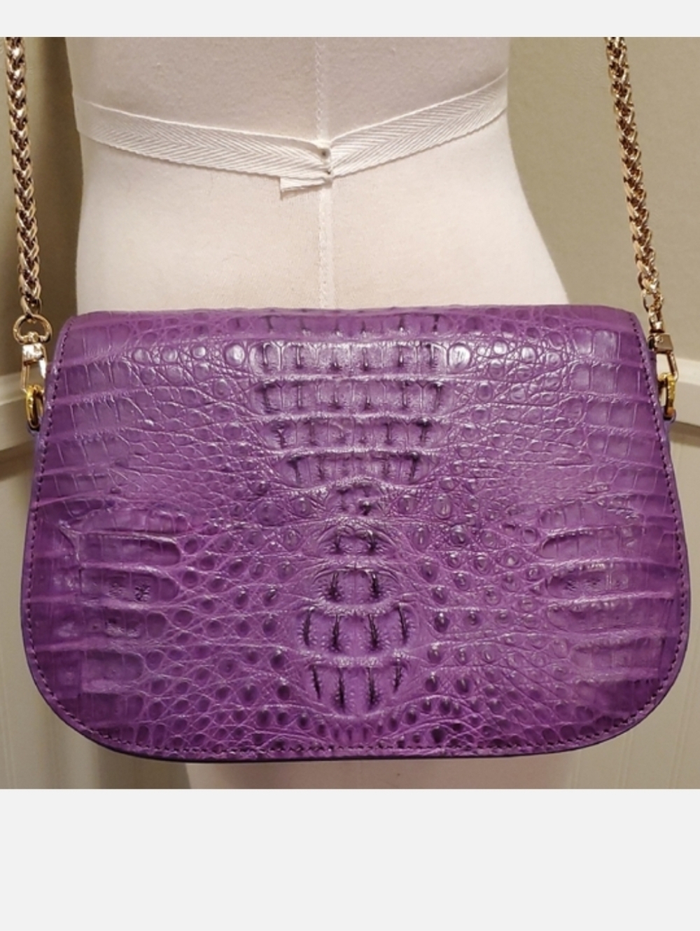 Crocodile Like NEW D'Mom Curva Party Bag